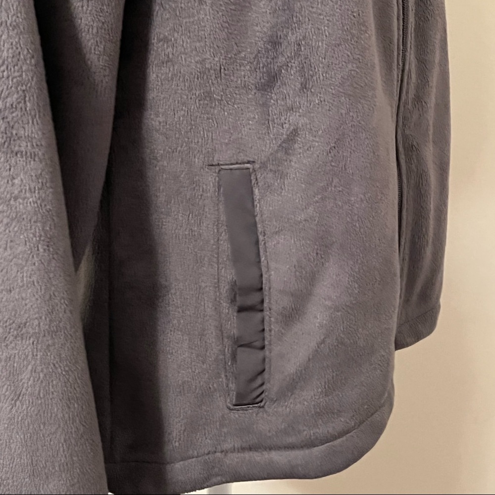 FILA Jacket - Picture 5 of 10